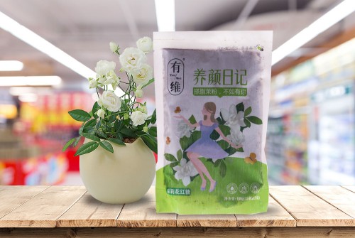 配图