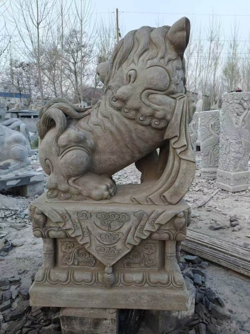 配图