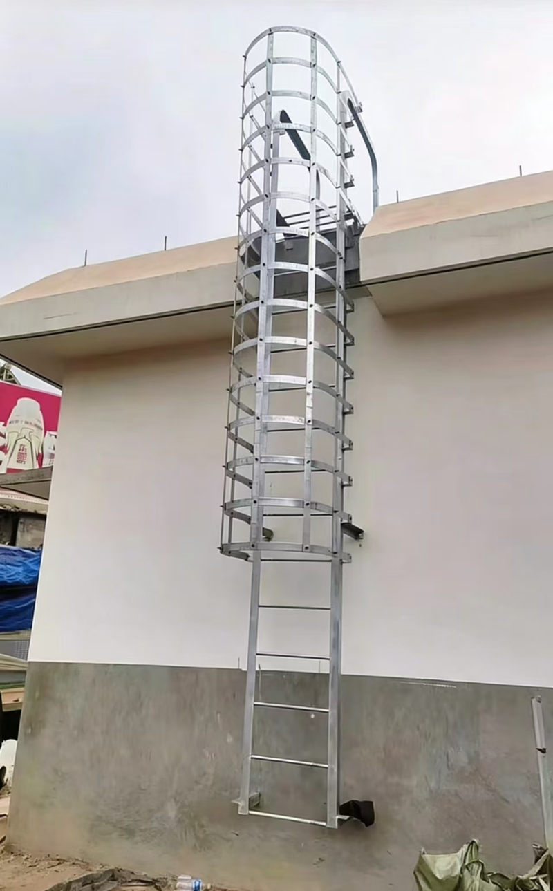 不锈钢爬梯