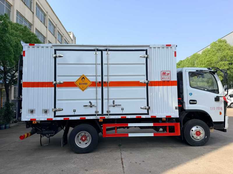 危险品运输车