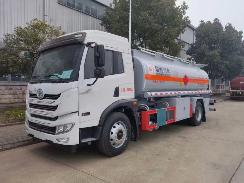 油罐车