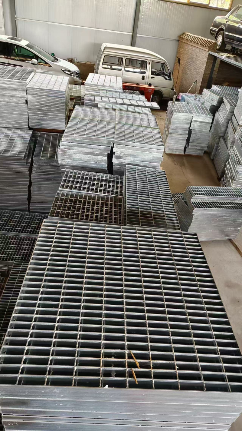 扇形钢格栅