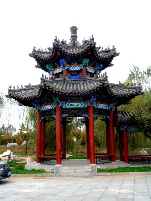 配图