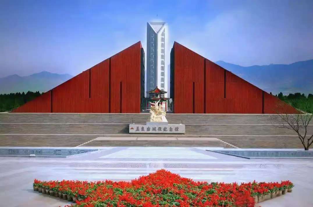配图