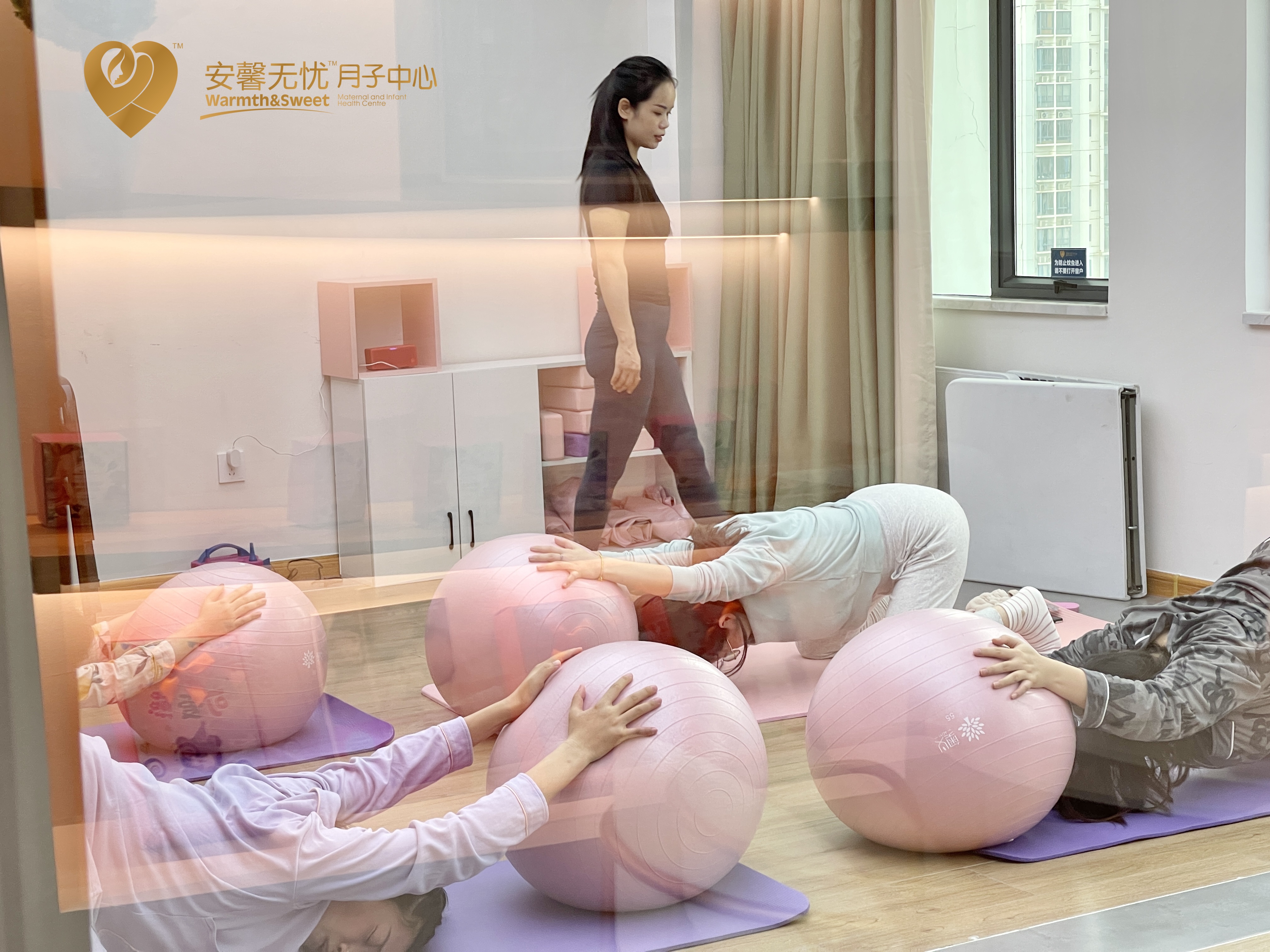 配图