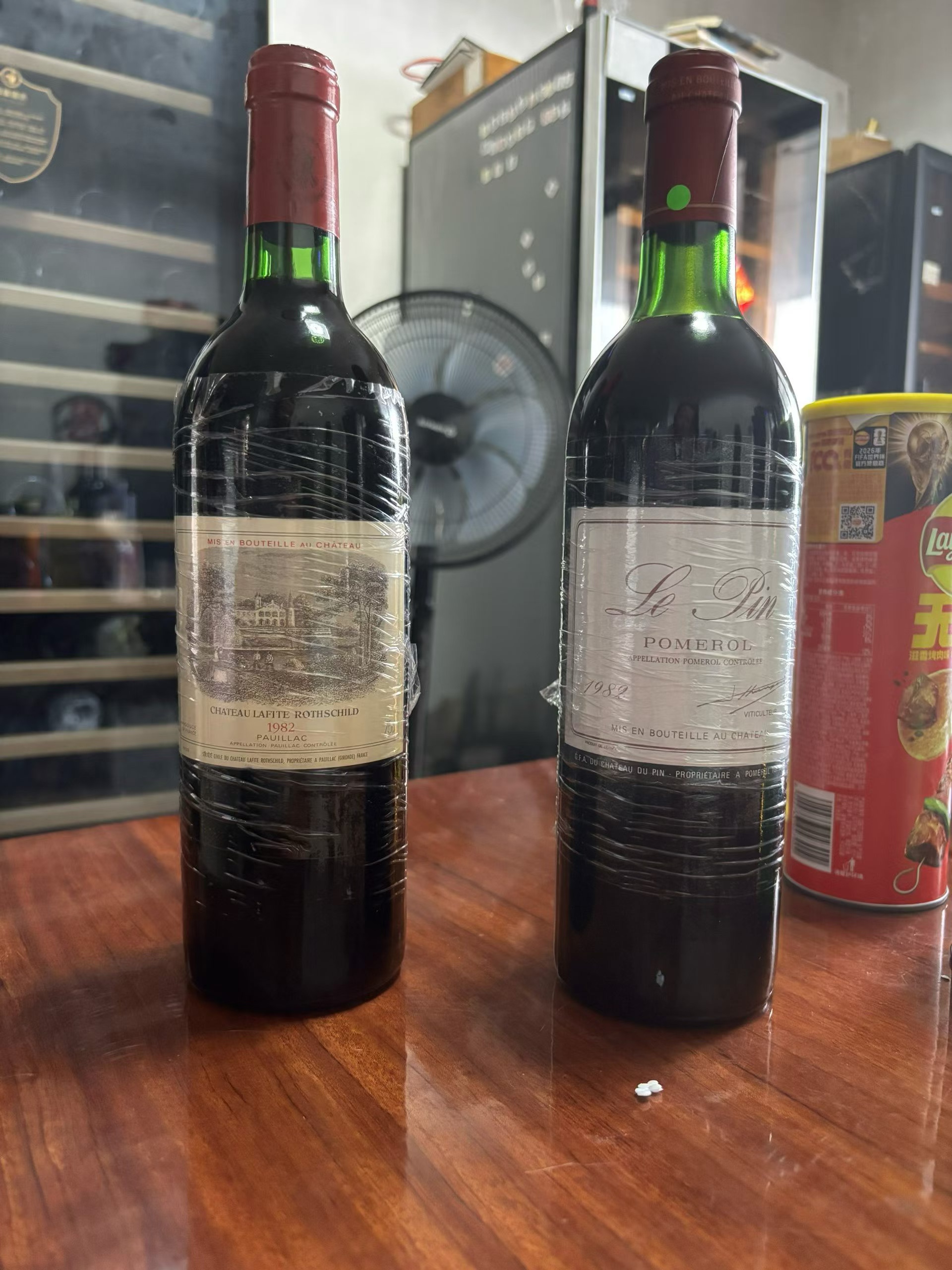 配图