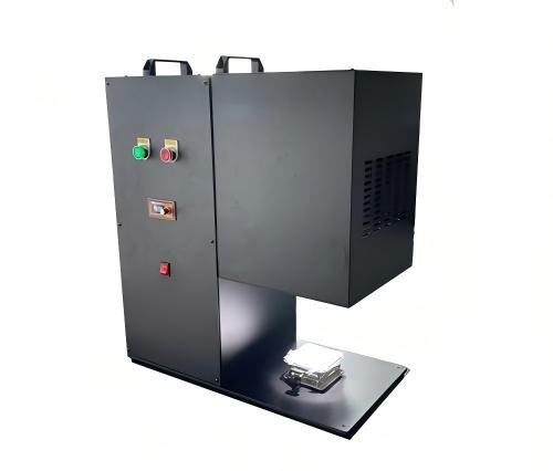 IV测试配套模拟器