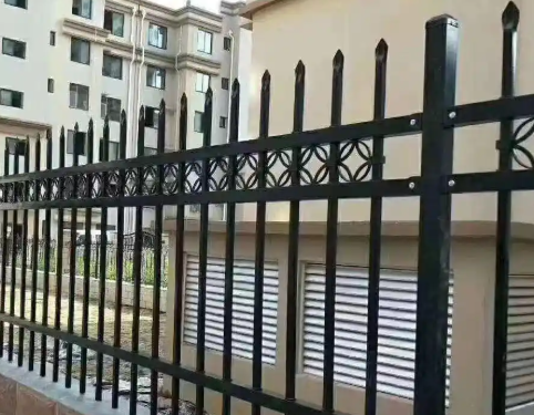 护栏