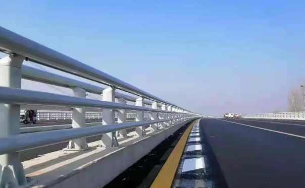 防撞护栏