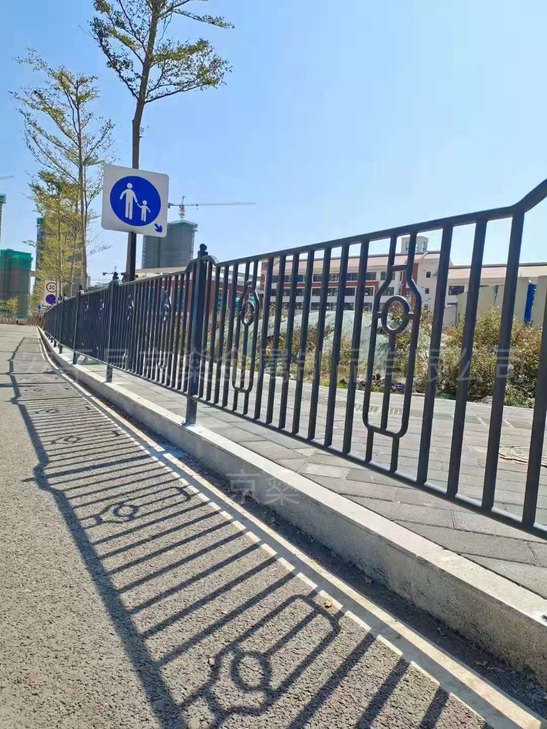 锌钢护栏