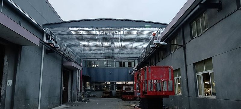 伸缩推拉棚展示图3