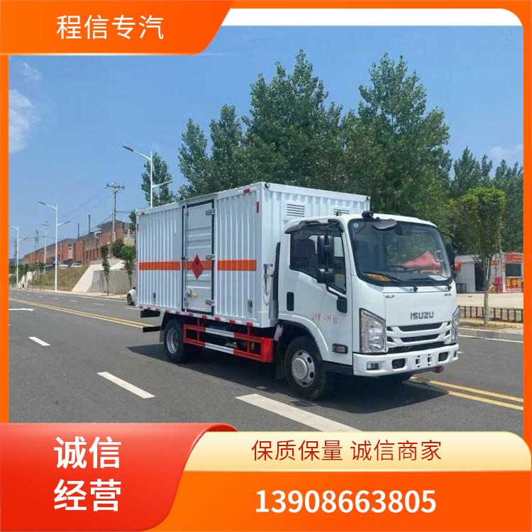 压缩气瓶车