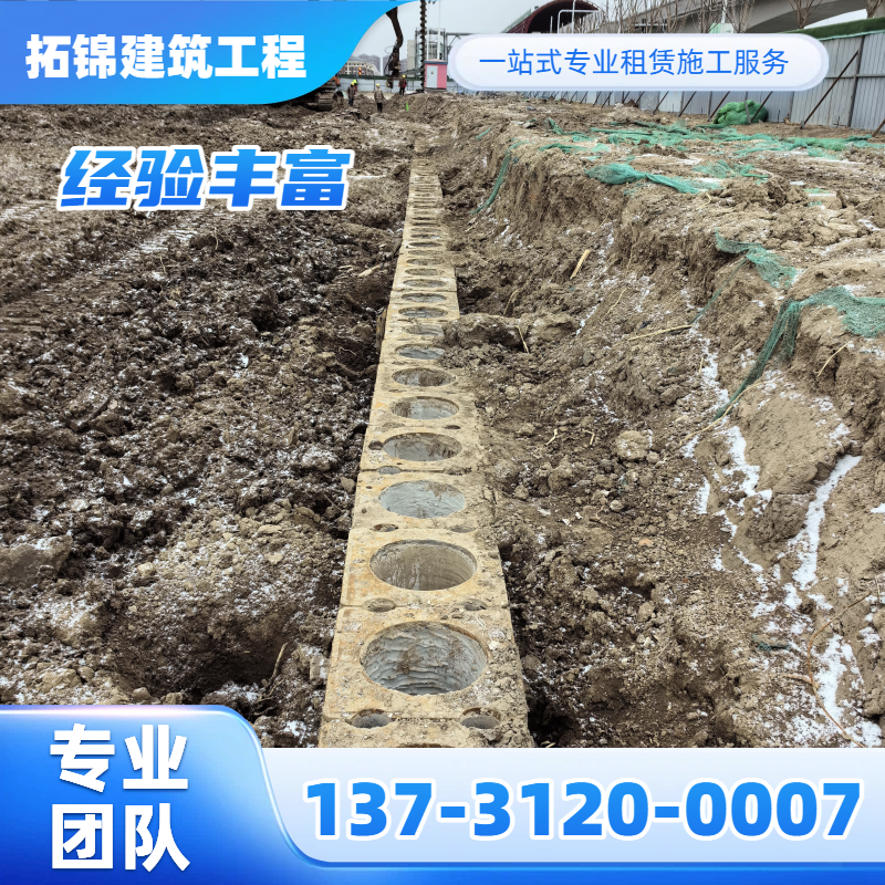 玉溪河道水泥桩
