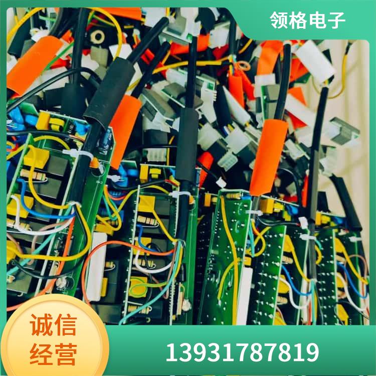 硬性板