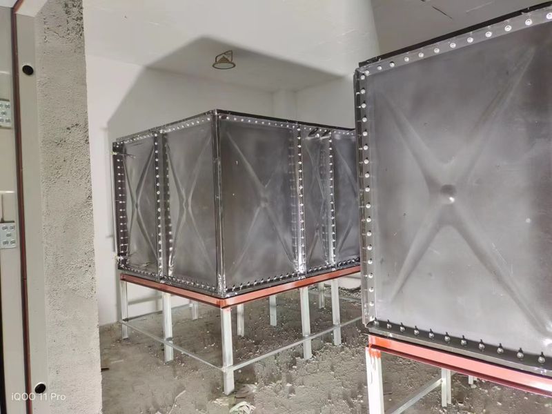 搪瓷水箱